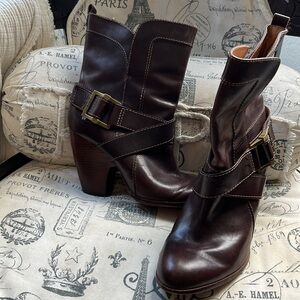 Pre-loved Frye Andrea Mid Brown Leather Harness Strapped buckle